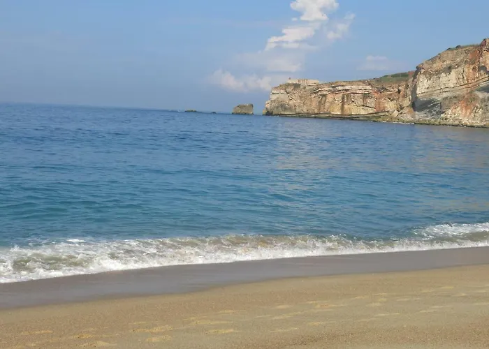 Апартаменты Oly Назаре